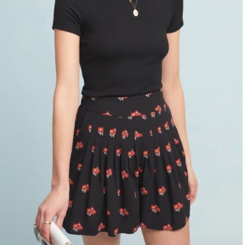 Anthropologie Maeve Black Floral Pleated Shorts
